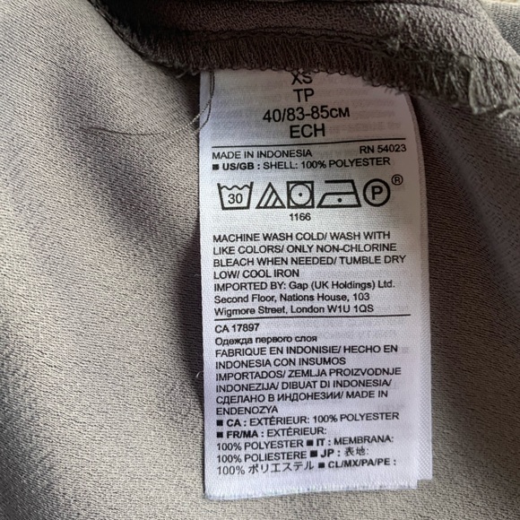 Banana Republic tank top - Picture 3 of 3